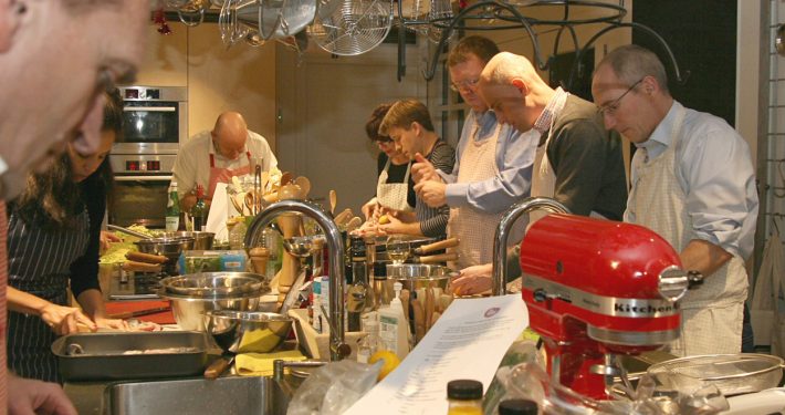 kookworkshops en kookcursussen Amsterdam voor zowel grote als kleine groepen